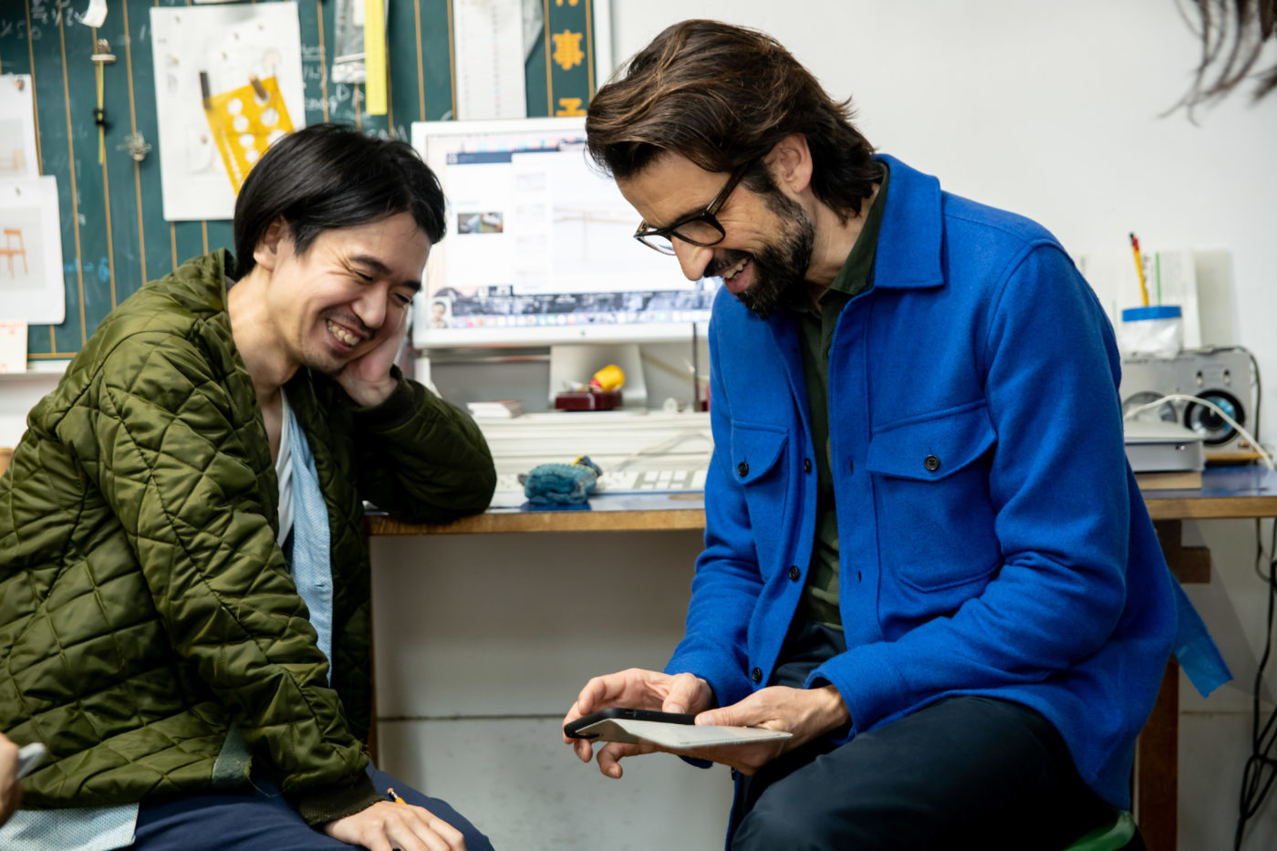 STUDIO VISIT|FREITAG創設者マーカス・フライターグさんと行く、吉行良平さんの仕事の現場 2/3