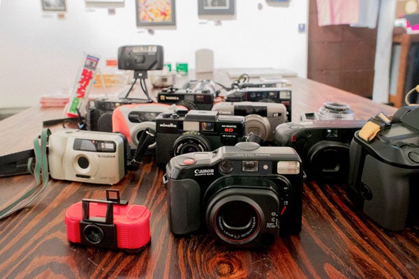 3,000円以下のフィルムカメラで撮影した写真が集う「駄カメラ写真グループ展・大阪」