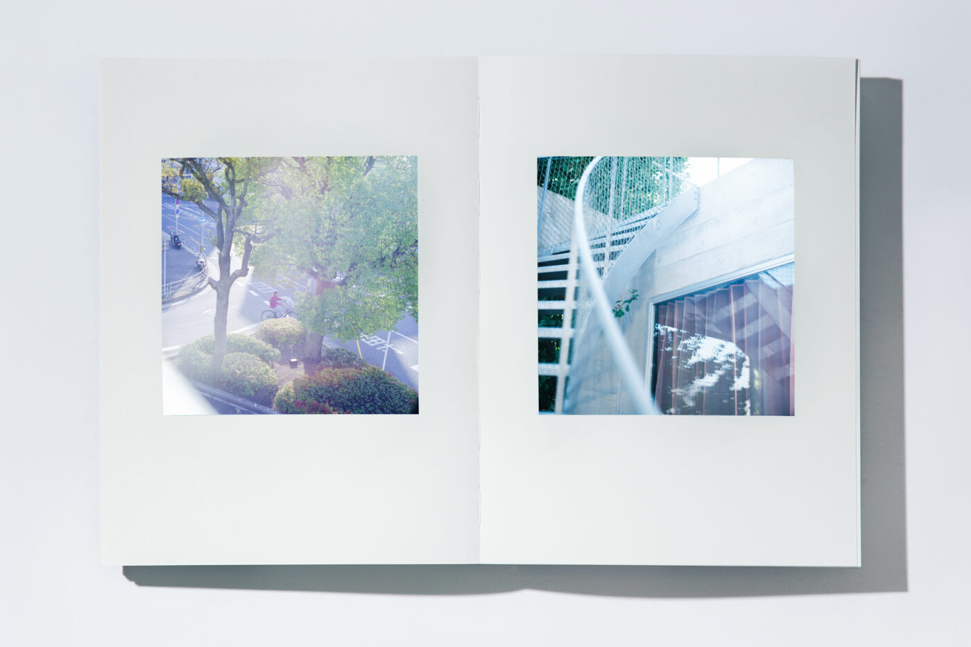 建築写真家・大竹央祐が此花のThe Blend Innと周辺のまちなみをとらえた初の写真集『Beyond Inn Out』、烽火書房より発行。