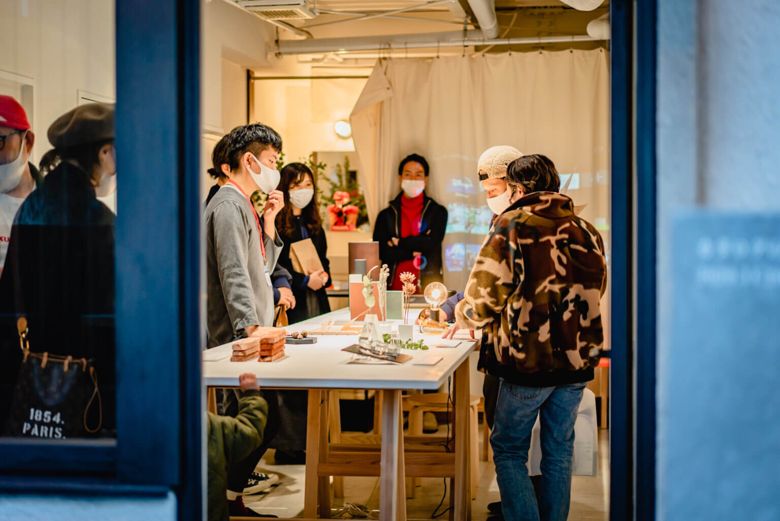 9月13日（金）・14日（土）に中津周辺エリアで 回遊型の「カタログの無いものづくり展」が開催。 多彩な素材・建材やプロダクト、つくり手に出会える2日間。