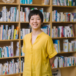 小山冴子