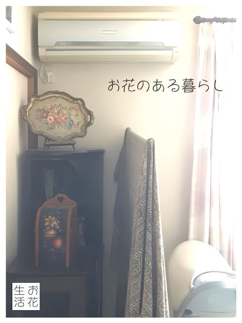 花柄毛布を用いて大型立体作品や空間インスタレーション作品を制作する江頭誠の個展「お花のある暮らし」、NEW PURE +にて8月9日より開催。