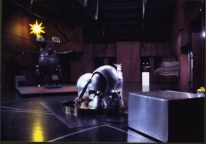 INSIGHT｜未来の残響、廃墟の想像力―「EXPOSE2002 夢の彼方へ」展について