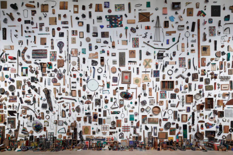 外部のキュレーターによる「現代美術ー茨木」の企画展「いつか かつて と なりて」、12月12日より開催。今村遼佑と堀尾貞治が出展。