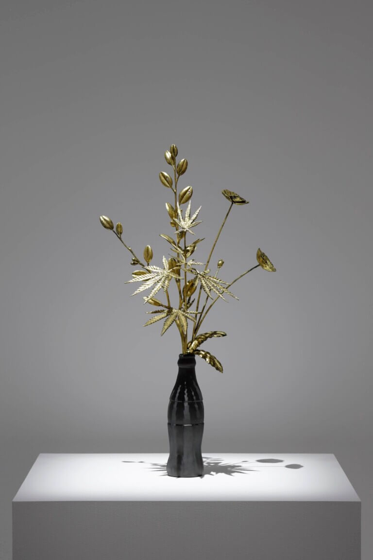 長谷川寛示と佐宗乃梨子による二人展「互 ‒ Traces of Time and Body」、Marco Galleryにて1月10日から開催。生と死、時間と身体の関係性を起点とする立体作品を展示。