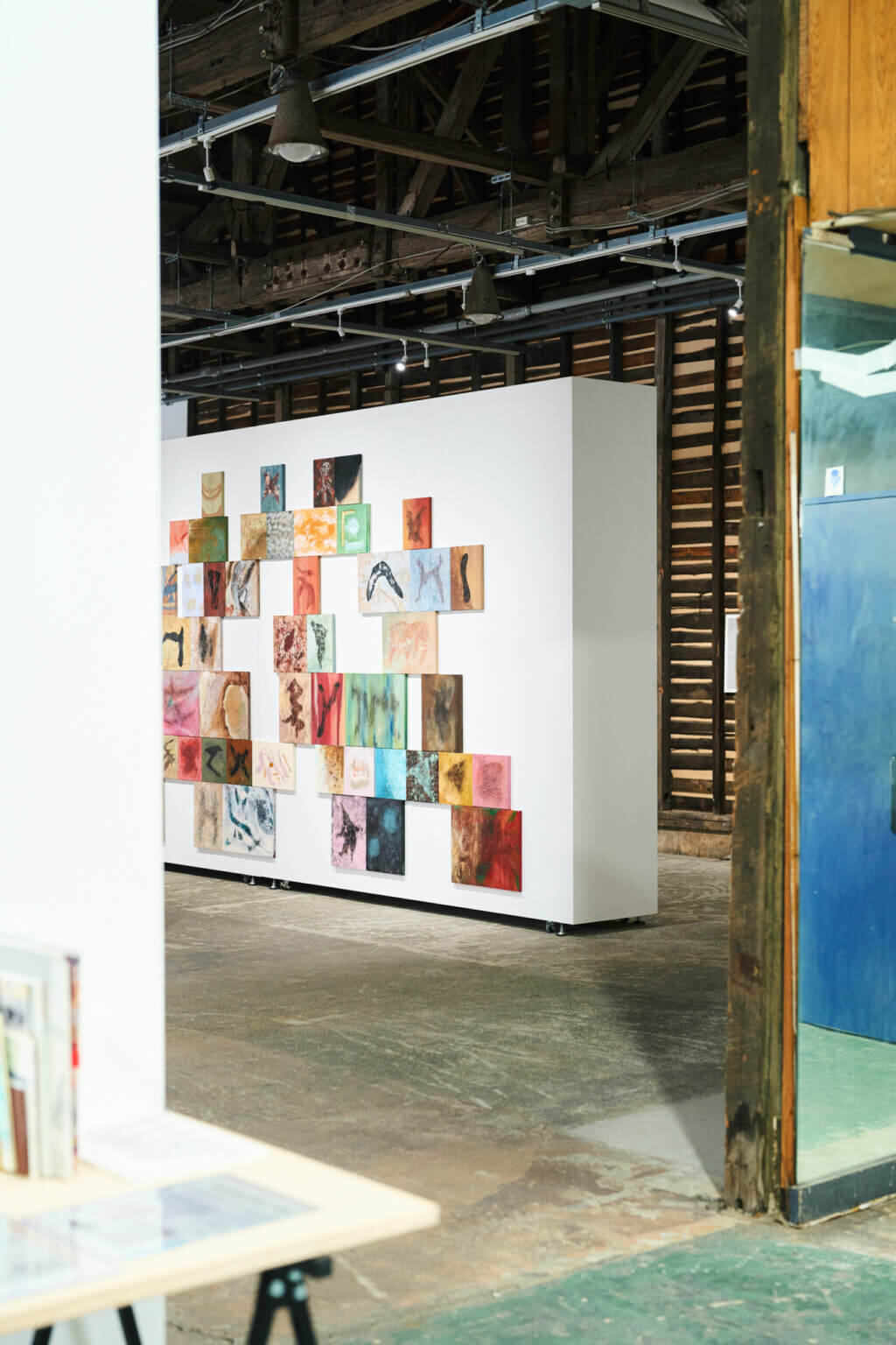 PHOTO REPORT|咲くやこの花賞受賞記念展示「野原万里絵 名もなき地への思索」