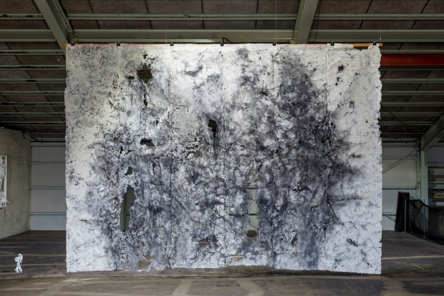 小松原智史の個展「解く　組む」、the three konohanaにて10月3日より開催。平面／空間の枠組みにとらわれずに制作した新作を発表。